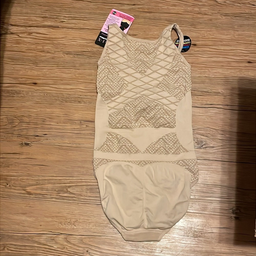 NWT F.I.X Shapewear firm control nude color - Picture 5 of 5